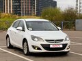 2012 Opel Astra J Рестайлинг, белый, 720000 рублей