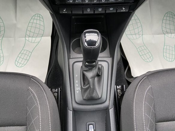 2018 Skoda Rapid I Рестайлинг, чёрный, 1348000 рублей - вид 18