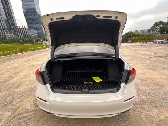 2022 Honda Civic XI, белый, 1720000 рублей - вид 13