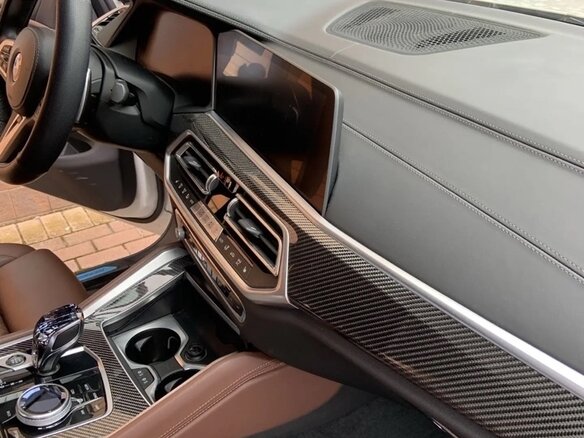 2021 BMW X6 30d III (G06), белый, 9310000 рублей - вид 13