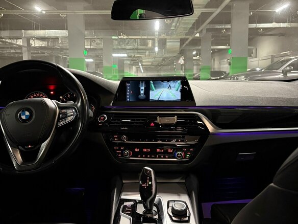 2019 BMW 5 серии 520i VII (G30/G31/G38), чёрный, 2990000 рублей - вид 7