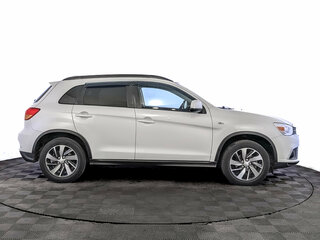 2018 Mitsubishi ASX I Рестайлинг 2, белый, 1880000 рублей, вид 4