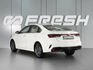 2024 Kia K3 II (China Market) Рестайлинг, белый, 2415000 рублей, вид 2