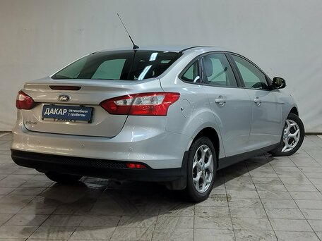 2014 Ford Focus III, серебристый, 670000 рублей, вид 4