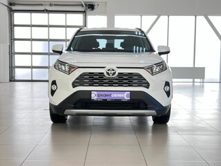 2020 Toyota RAV4 V (XA50), белый, 3830000 рублей, вид 1