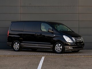 2012 Hyundai Grand Starex I, чёрный, 2195000 рублей, вид 3