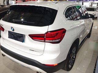 2022 BMW X1 Long 20Li sDrive II (F48) Рестайлинг, белый, 2380000 рублей, вид 4