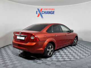 2008 Ford Focus II Рестайлинг, красный, 434000 рублей, вид 2