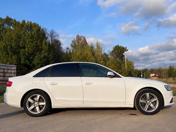 2013 Audi A4 IV (B8) Рестайлинг, белый, 1090000 рублей - вид 6