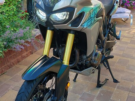 2016 Honda CRF 1000L Africa Twin, серебристый, 950000 рублей, вид 2