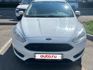 2017 Ford Focus III Рестайлинг, белый, 1000000 рублей, вид 4