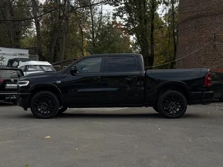 2026 Ram 1500 Crew Cab eTorque V Рестайлинг, чёрный, 11300000 рублей, вид 4