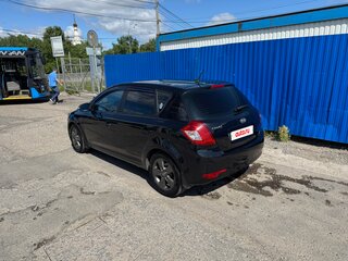 2011 Kia Ceed I Рестайлинг, чёрный, 700000 рублей, вид 3