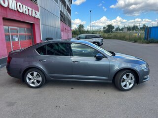 2019 Skoda Octavia III (A7) Рестайлинг, серый, 2200000 рублей, вид 4
