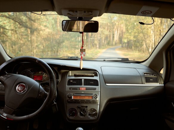 2010 Fiat Linea, серый, 620000 рублей - вид 7