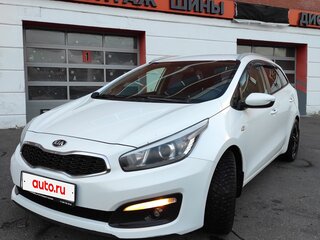 2017 Kia Ceed II Рестайлинг, белый, 1150000 рублей, вид 5