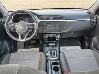 2021 Kia Rio IV Рестайлинг, белый, 1568000 рублей, вид 5