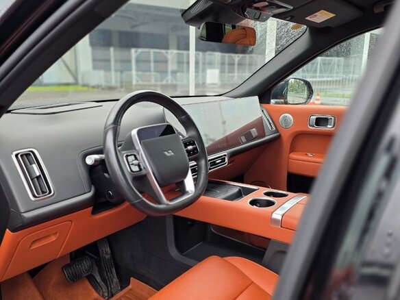 2024 Li Auto (Lixiang) L9 52.3 kWh I Рестайлинг, чёрный, 7500000 рублей - вид 5