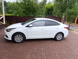 2019 Hyundai Solaris II, белый, 630000 рублей, вид 4