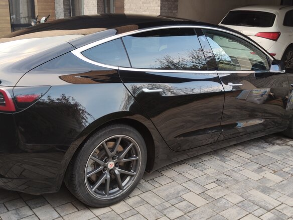 2019 Tesla Model 3 Standart Plus I, чёрный, 2300000 рублей - вид 3