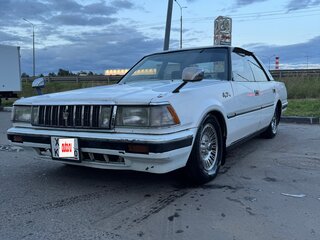 1983 Toyota Crown VII (S120), белый, 350000 рублей, вид 1