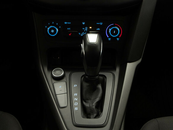 2018 Ford Focus III Рестайлинг, серый, 1250000 рублей - вид 20