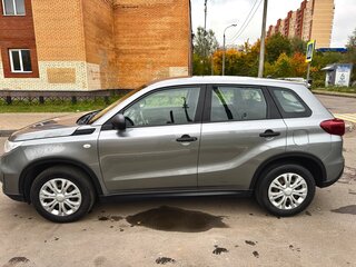 2021 Suzuki Vitara II Рестайлинг, серый, 1390000 рублей, вид 2