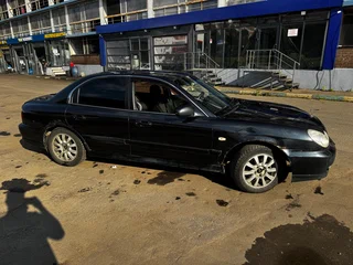 2006 Hyundai Sonata ТагАЗ IV (EF) Рестайлинг, чёрный, 60000 рублей, вид 4