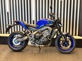 2024 Yamaha MT-09 (FZ-09), синий, 1340510 рублей - вид 1