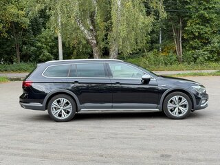 2020 Volkswagen Passat Alltrack B8 Рестайлинг, чёрный, 3990000 рублей, вид 4