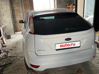 2011 Ford Focus II Рестайлинг, белый, 550000 рублей, вид 4