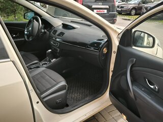 2013 Renault Fluence I Рестайлинг, бежевый, 550000 рублей, вид 4