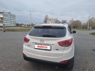 2013 Hyundai ix35 I Рестайлинг, белый, 1250000 рублей, вид 3