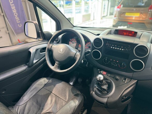 2013 Peugeot Partner II Рестайлинг, серебристый, 795000 рублей - вид 21