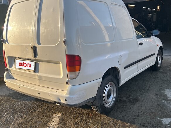 2001 Volkswagen Caddy II, белый - вид 3