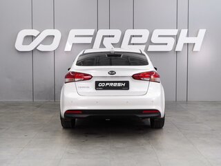 2018 Kia Cerato III Рестайлинг (Classic), белый, 1474000 рублей, вид 4