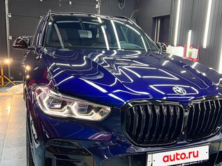 2019 BMW X5 M50i IV (G05/G18), синий, 7700000 рублей, вид 3