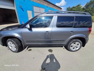 2014 Skoda Yeti I Рестайлинг, серый, 1200000 рублей, вид 4