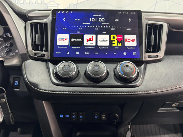 2017 Toyota RAV4 IV (XA40) Рестайлинг, чёрный, 2280000 рублей - вид 13