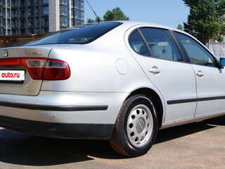 1999 SEAT Toledo II, серебристый, 320000 рублей, вид 4