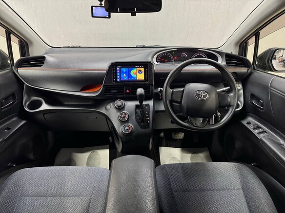 2018 Toyota Sienta II, чёрный, 1390000 рублей - вид 8