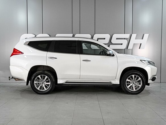 2020 Mitsubishi Pajero Sport III, белый - вид 4