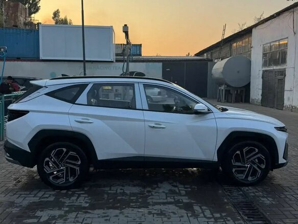2026 Hyundai Tucson L IV Рестайлинг, белый - вид 3