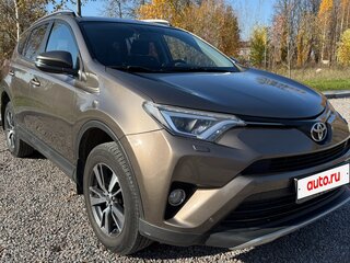 2018 Toyota RAV4 IV (XA40) Рестайлинг, коричневый, 2700000 рублей, вид 3