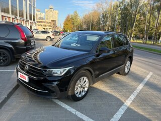 2021 Volkswagen Tiguan II Рестайлинг, чёрный, 2400000 рублей, вид 5