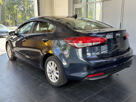 2018 Kia Cerato III Рестайлинг (Classic), синий, 1300000 рублей, вид 4