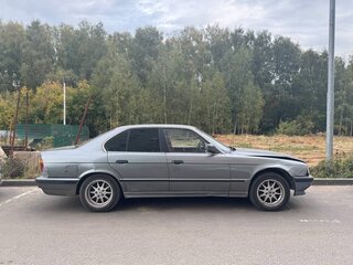 1988 BMW 5 серии 525i III (E34), зелёный, 350000 рублей, вид 2
