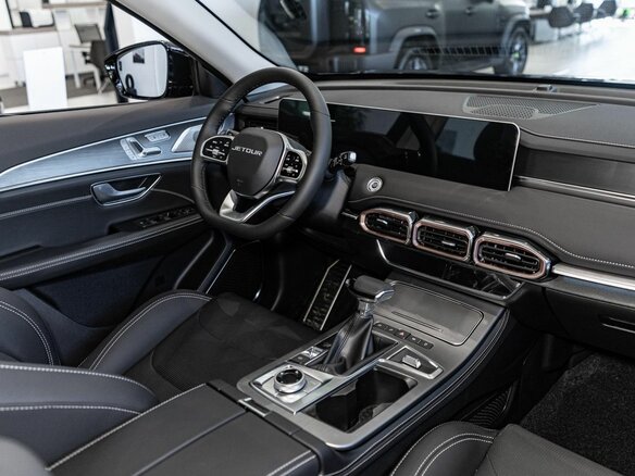 2026 Jetour X70+ I Рестайлинг, чёрный, 3099000 рублей - вид 6