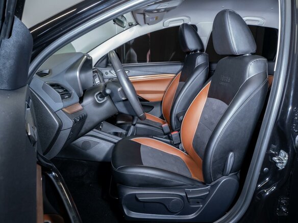 2023 Lada (ВАЗ) Vesta SW Cross I Рестайлинг (NG), чёрный, 1590000 рублей - вид 9