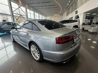 2016 Audi A6 IV (C7) Рестайлинг, серый, 1995000 рублей, вид 5